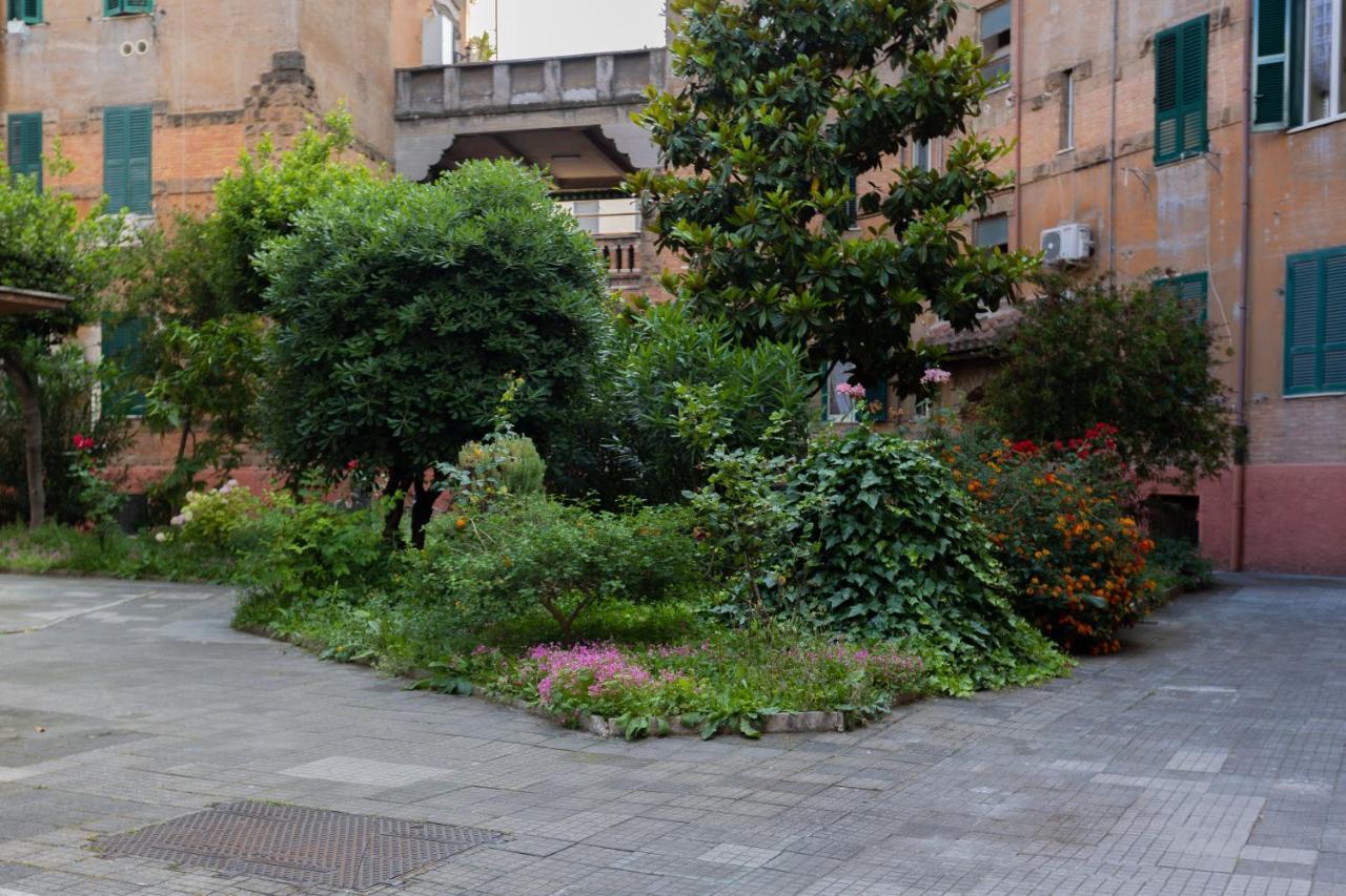 Cozy And Funny Apartment In Front Of Vatican Museums - Myflat In Рим Экстерьер фото